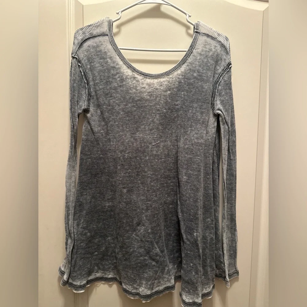 🐣Free People Heather Gray Waffle Knit Top - Picture 2 of 8